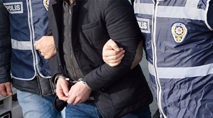 Metroda yürüyen merdivende hamile kadına cinsel saldırıda bulunan şahıs tutuklandı
