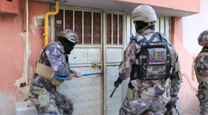 Şanlıurfa'da IŞİD operasyonu: Gözaltılar var