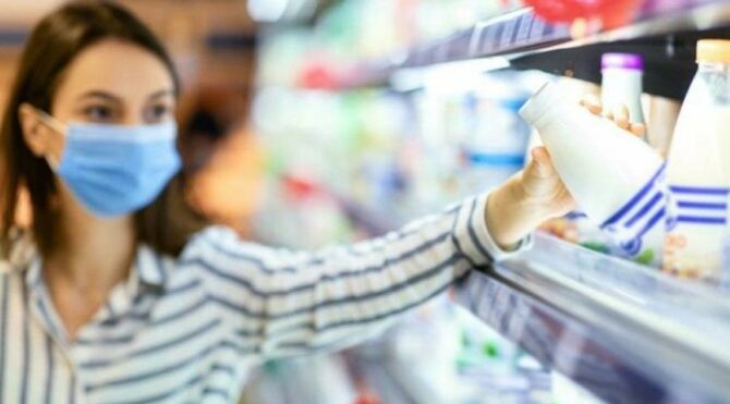 Süt fiyatlarına vatandaşın tepkisi büyüyor