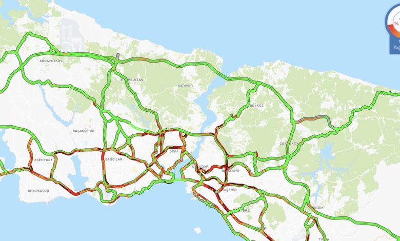 Yağmur İstanbul trafiğini felç etti