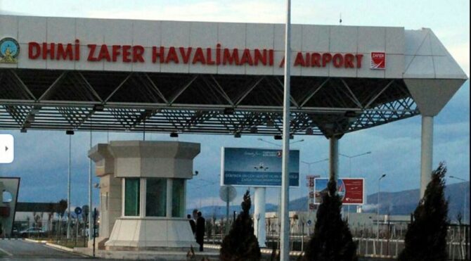 Zafer Havalimanı'ndan zarar artıyor