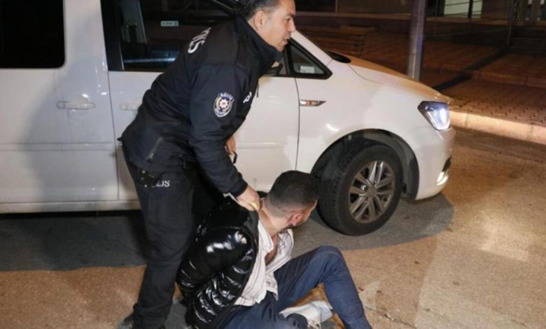 Adana'da alkollü sürücü ortalığı birbirine kattı!