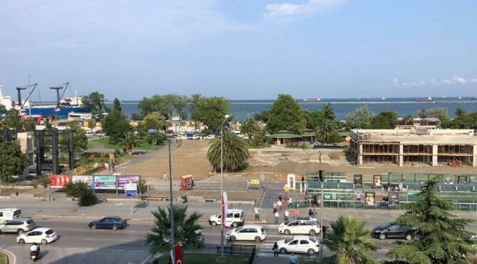 AKP'li Samsun Büyükşehir Belediyesi, mahkemenin kararını tanımadı