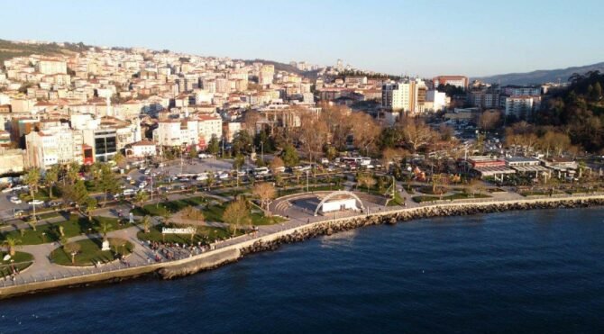 Bakanlık Ereğli sahilindeki alanları yıkıp cami yapacak