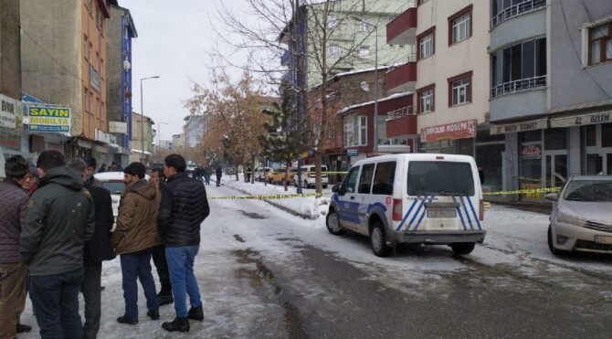 Barış buluşmasında kavga: 2 kişi yaşamını yitirdi, 1 kişi de yaralandı