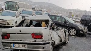 Bolu’da zincirleme kaza: 2 kişi yaralandı!