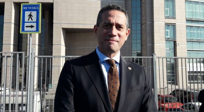 CHP’li Başarır'dan 2 bakan hakkında suç duyurusu