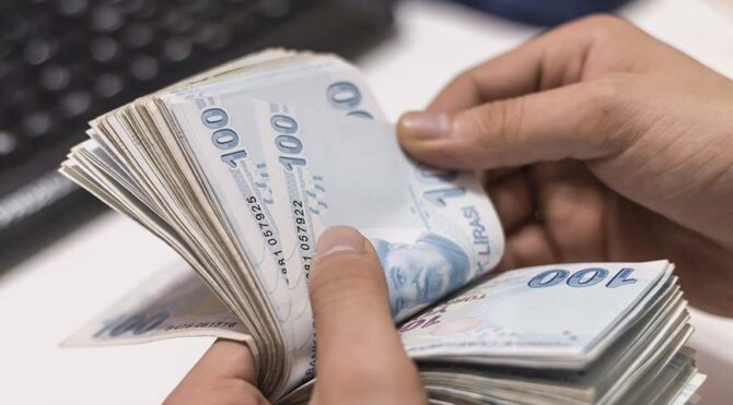CHP'li Emir: Paraların emanet edildiği vakfın kasasından ilgisiz harcamalar yapılıyor