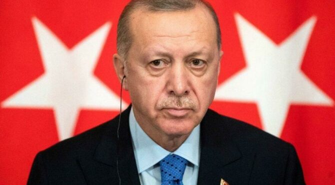 Cumhurbaşkanı Erdoğan, CHP'li vekiller hakkında suç duyurusunda bulundu
