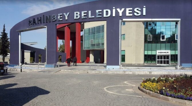 Diyanet Vakfı, AKP'li belediyenin ihalesini aldı