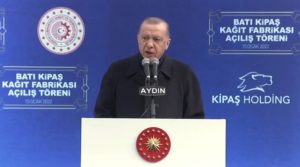 Erdoğan: Bu tatlı su siyasetçilerini kendi cahillikleriyle baş başa bırakıyorum