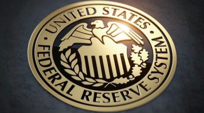 Fed yetkililerinden faiz artışı açıklaması