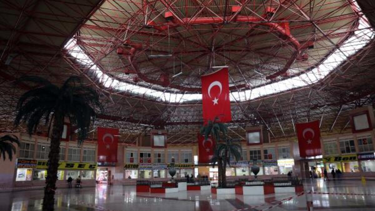 Gaziantep otogarının kapalı alanı yayalara kapatıldı