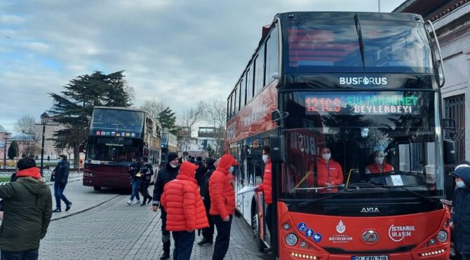 İBB, turist otobüslerini işletmeye başladı