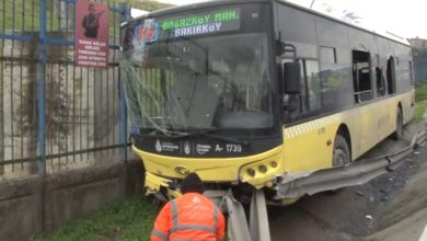 İETT otobüsü yoldan çıktı: 5 yaralı