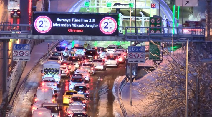 İstanbul'da özel araçların köprülerden geçişine müsaade edilmiyor