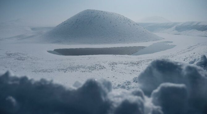 Kuruyan Meke Gölü'ne karlar taşınıyor