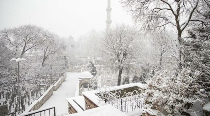 Meteoroloji'den İstanbul'a 2 günlük kar uyarısı