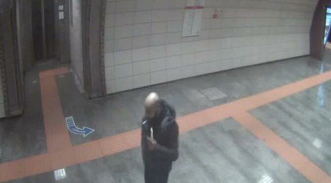 Metro saldırganına ilişkin yeni görüntüler