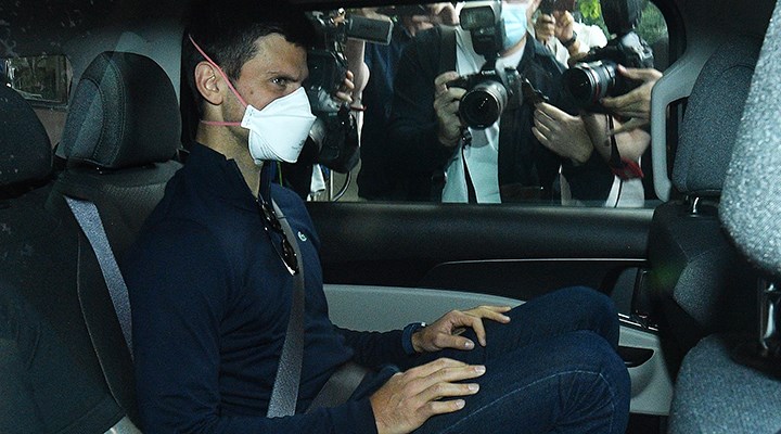 Sınır dışı edilen Djokovic, Sırbistan'a döndü