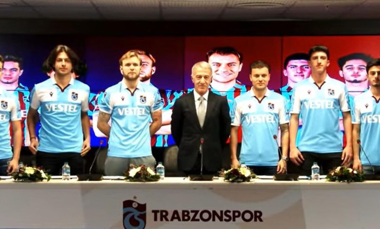 Trabzonspor'dan 6 yeni transferine imza töreni