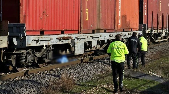 Trenin çarptığı 21 yaşındaki Gizem Yılmaz hayatını kaybetti