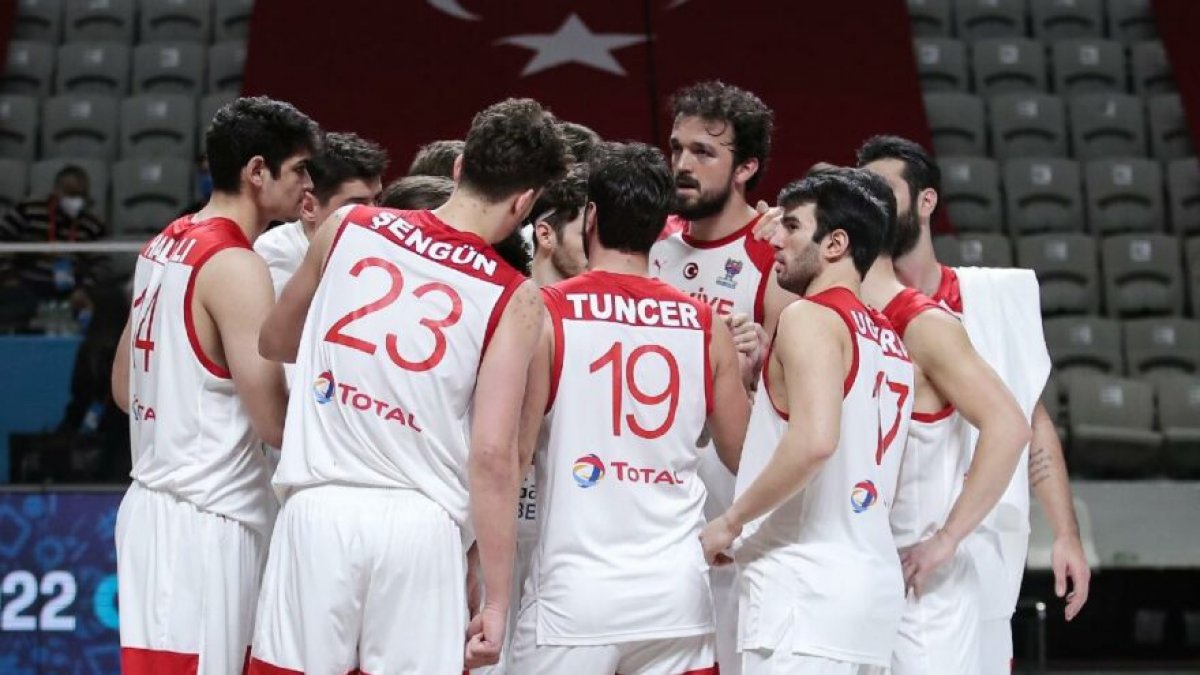 12 Dev Adam parkede! Türkiye - Yunanistan basketbol maçı ne zaman, saat kaçta, hangi kanalda? #1