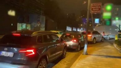 Akaryakıt zammına dakikalar kala istasyona akın ettiler, trafiği kitlediler