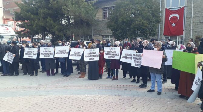 Elazığ'da dar gelirliler sokağa indi