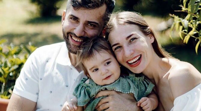 Eşi ve kızı, Türkiye'ye dönecekleri gün Ukrayna'da mahsur kaldı