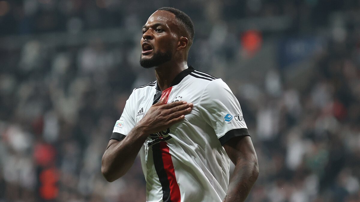 Galatasaray'dan Larin'e teklif gitti