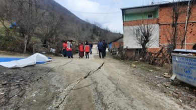 Karabük'te heyelan nedeniyle evler boşaltıldı