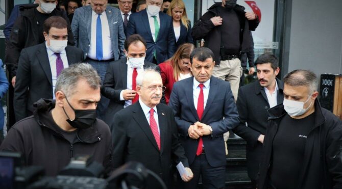 Kılıçdaroğlu programını yarıda kesti