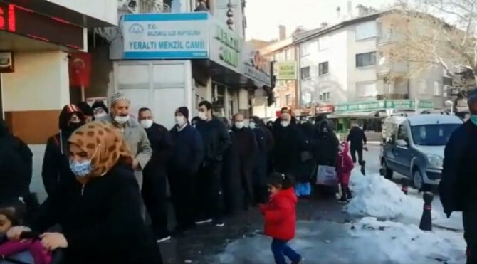 Konya'da vatandaşlar isyanda: Geçinemiyoruz!