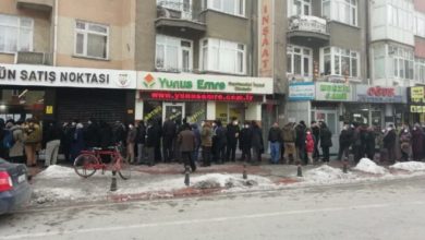 Konya'da vatandaşlar isyanda: Soğuk havaya rağmen uzun kuyruklar!
