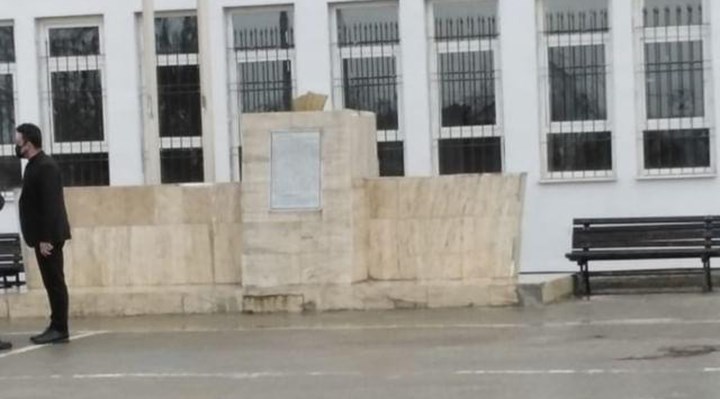 Malatya'da Atatürk büstünü kıran şahıslar tutuklandı