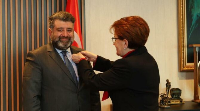 Murat Keçeciler İYİ Parti'ye katıldı
