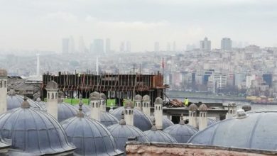 Süleymaniye Camisi'nin silüetini bozan yapı tartışmaların hedefi oldu