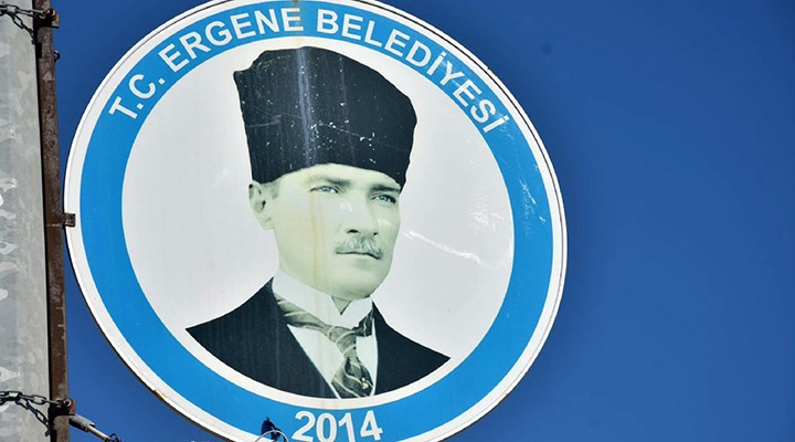 Tekirdağ'da Atatürk resimli tabelaları taşla kıran şahıs serbest bırakıldı