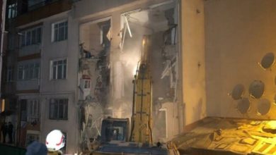 Üsküdar'da patlamanın yaşandığı binada yıkım başladı