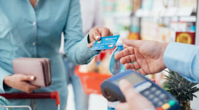 Yıllık kart aidatları tüketiciyi mağdur ediyor