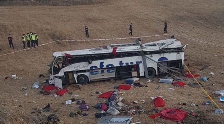 15 kişinin öldüğü otobüs kazasında savcılık kovuşturmaya yer olmadığına karar verdi