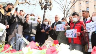 Ahmet Davutoğlu, Muhsin Yazıcıoğlu'nu mezarı başında andı