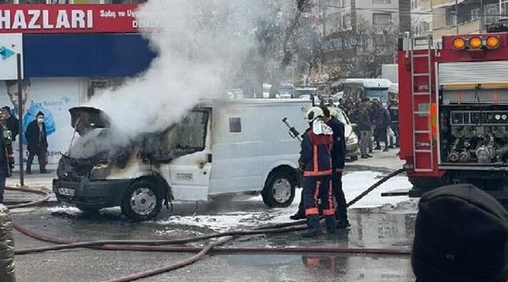 Ankara’da para nakil aracı yandı