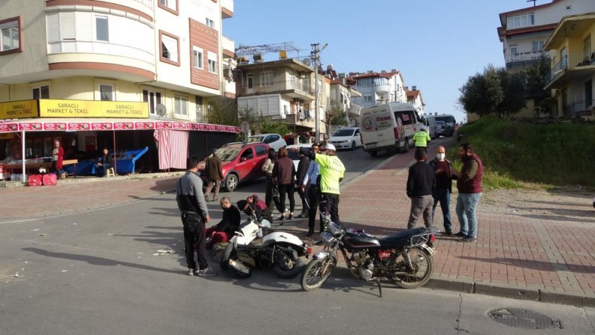 Antalya da hurda motosikletiyle kaza izlerken polise yakalandı #3