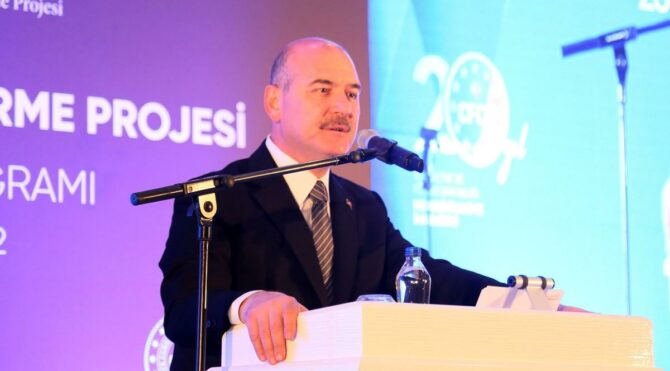 Bakan Soylu'dan 'güçlendirilmiş parlamenter sistem' yorumu