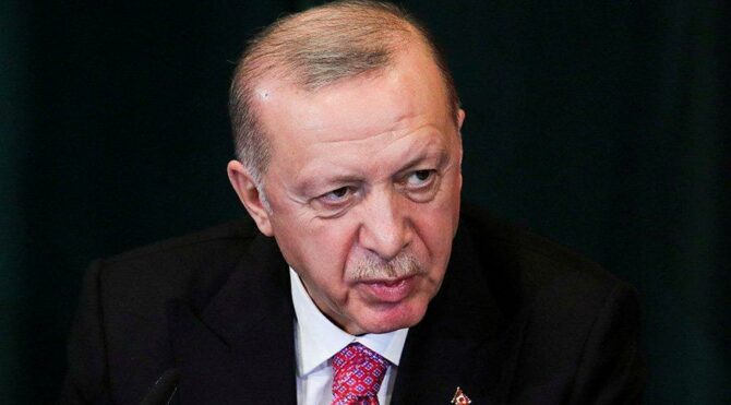 Bloomberg: Erdoğan’ın seçim dertlerine petrol şoku da eklendi