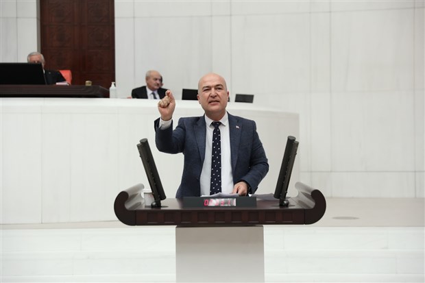 chp-li-bakan-soylu-ya-sordu-jandarma-ve-sahil-guvenlik-akademisi-ogrencileri-insaatta-mi-calistiriliyor-989399-1.