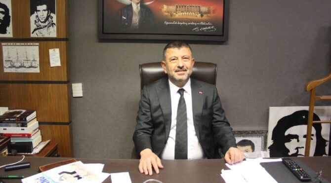 CHP'li Veli Ağbaba: AKP, siyasi meşruiyetini kaybetti
