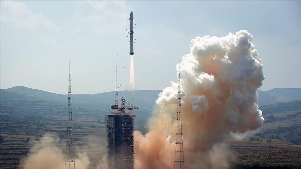 Çin, uzaktan algılama uydusunu uzaya fırlattı